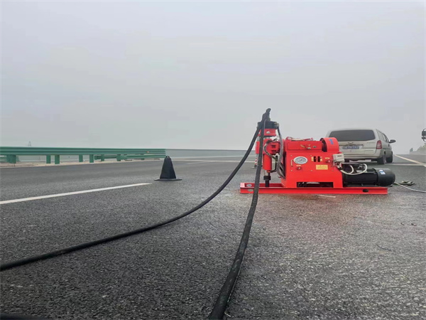 松阳马路路基路面开裂下沉注浆加固灌浆